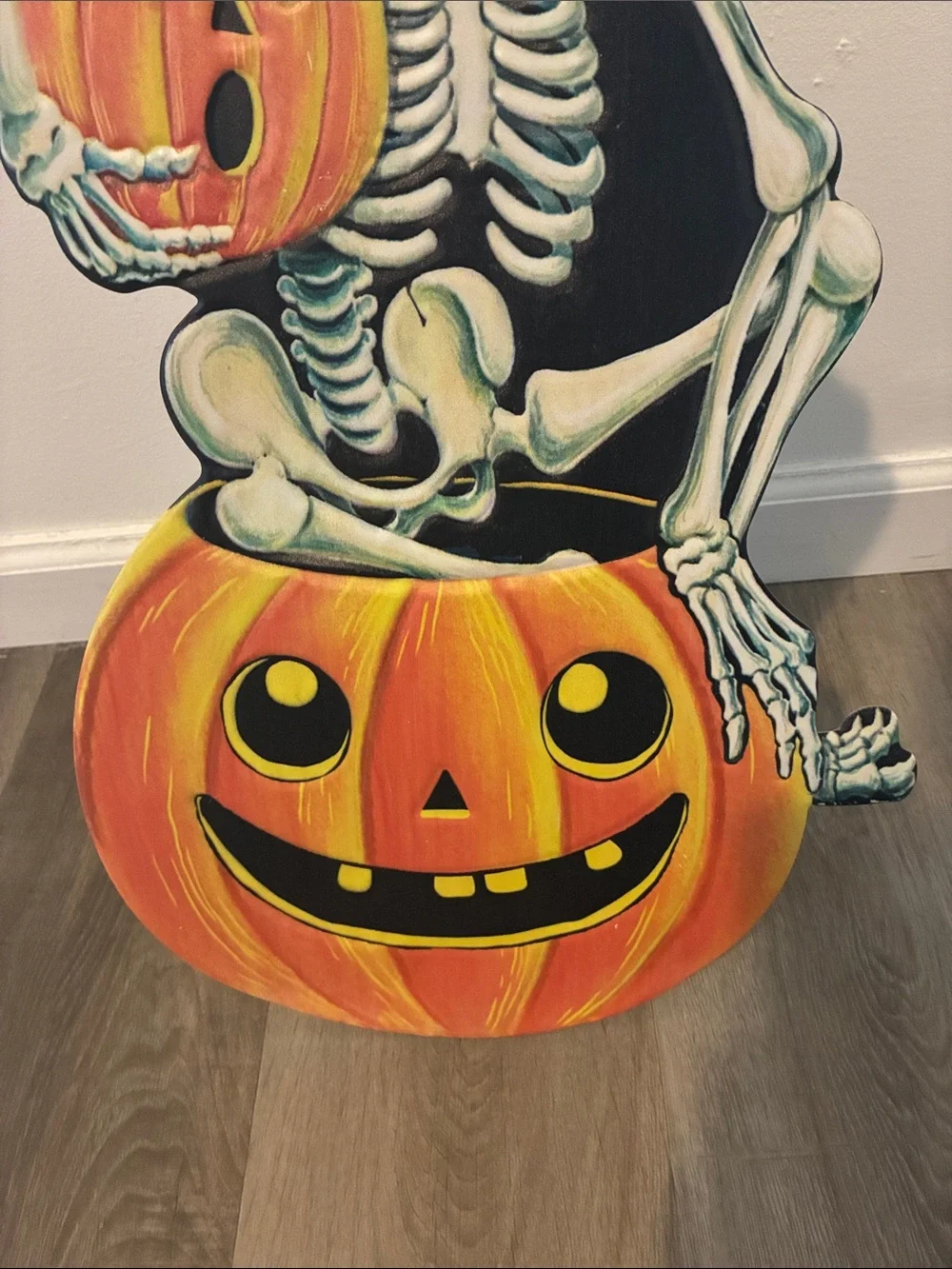 NWT- 23” Skeleton & Jack-o-lanterns Halloween Metal Easel Stand Sign Porch Decor